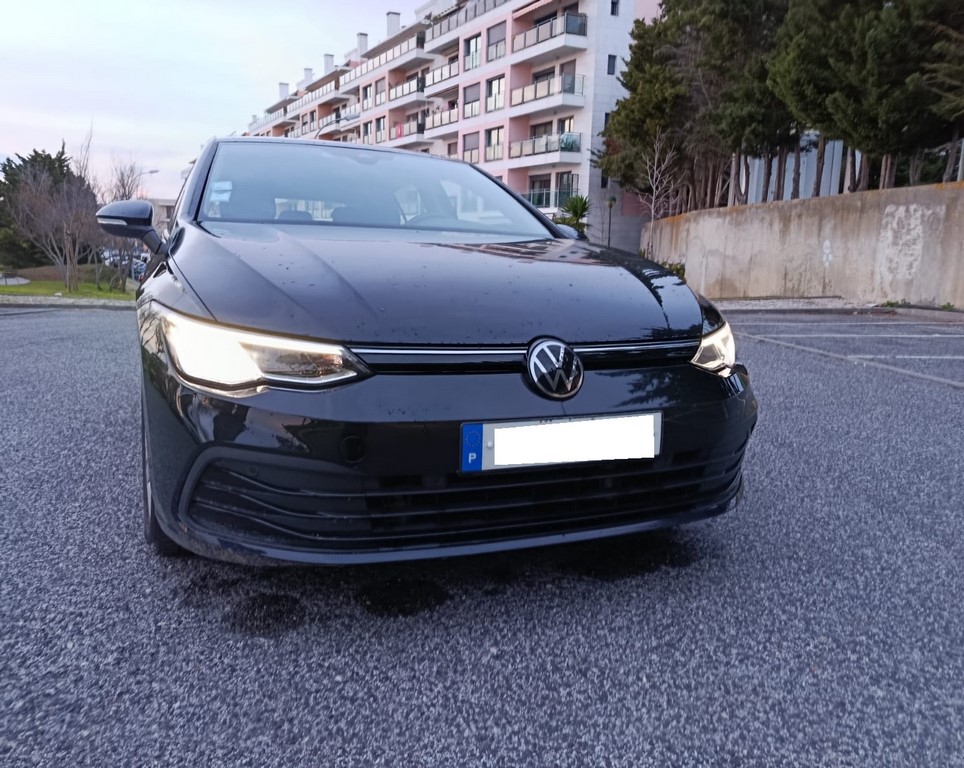 VW Golf 1.0 TSI Life image 1